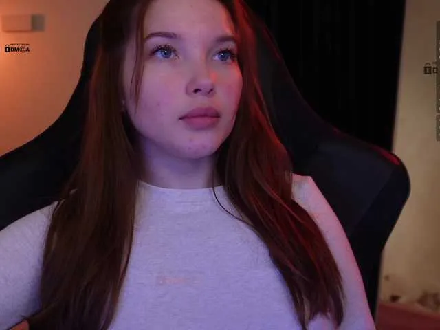 roxyheartley free chat on liveonude Image 11