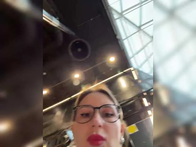 NatashaRouge free chat on liveonude Image 6