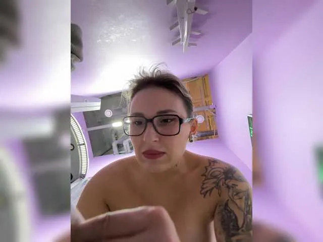 NatashaRouge free chat on liveonude Image 8