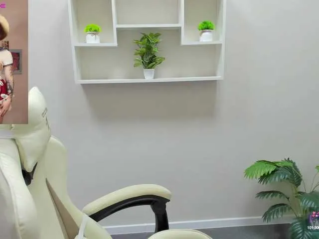 ilovewhitecocksalot free chat on liveonude Image 12