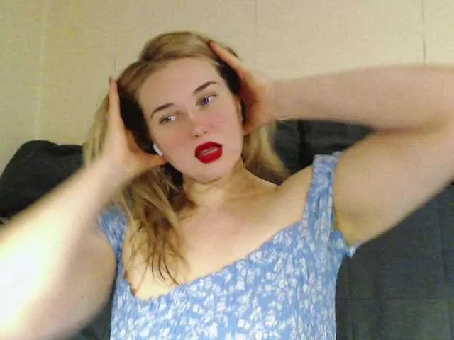 Katyushaa free chat on liveonude Image 17