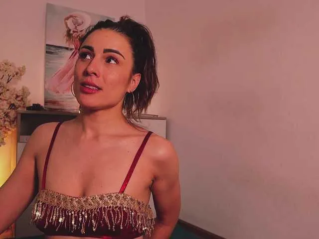 elliee_alves free chat on liveonude Image 6