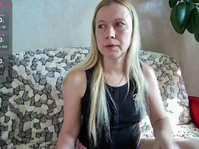 LanaLeetr1 free chat on liveonude Image 3