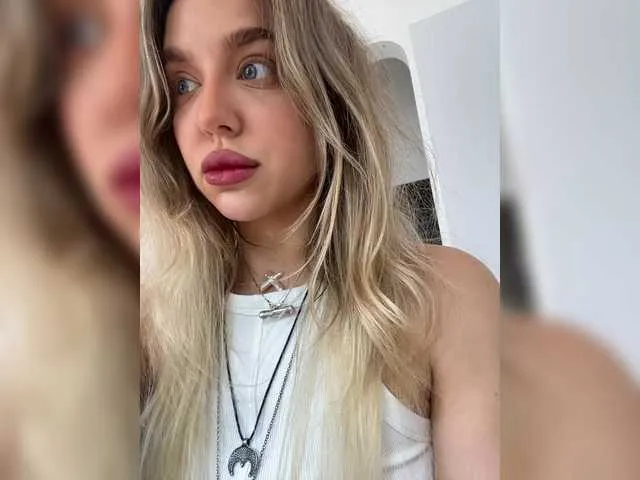 fit_valkiria free chat on liveonude Image 17