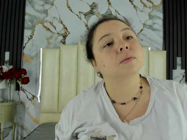 matildamoist free chat on liveonude Image 4