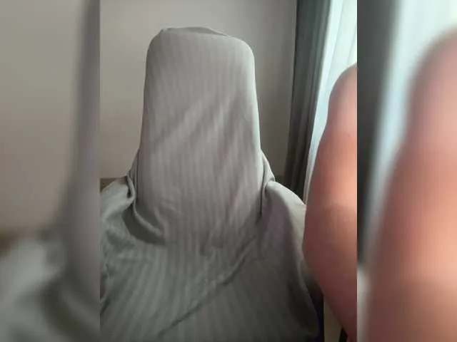 agatha__milf free chat on liveonude Image 3