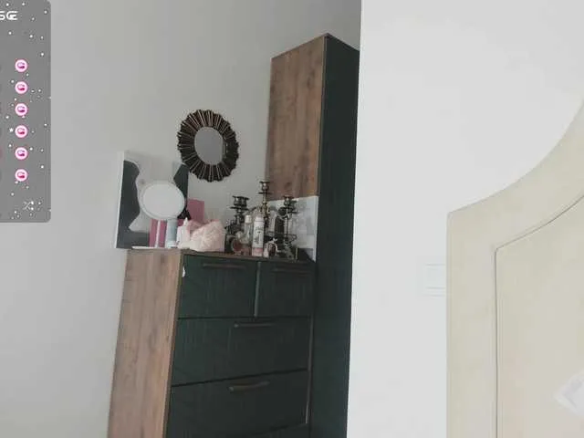 Milana555550 free chat on liveonude Image 19