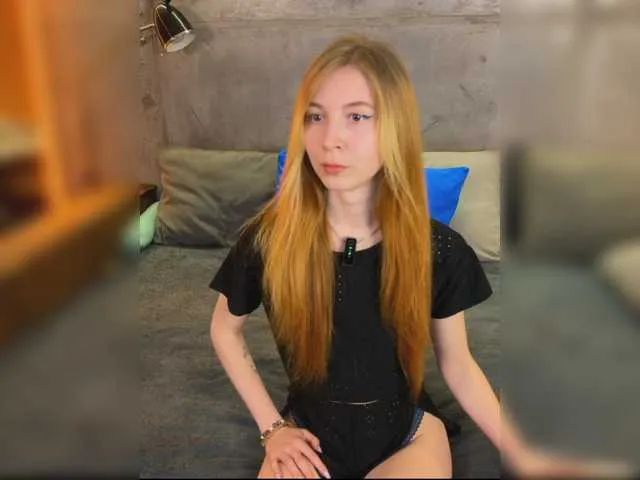 hidianapaola free chat on liveonude Image 19