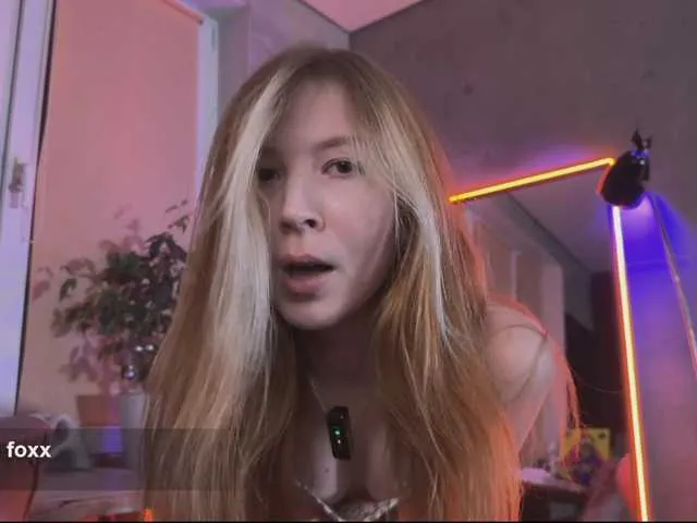 hidianapaola free chat on liveonude Image 3