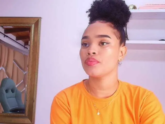 DiamondJo free chat on liveonude Image 7