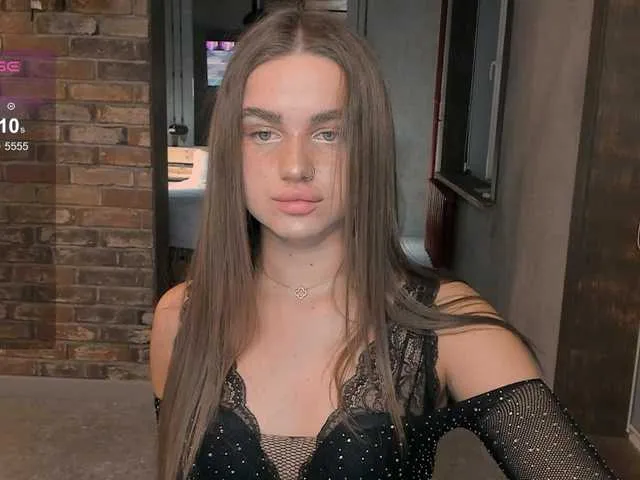 Naomimif free chat on liveonude