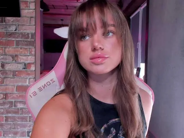 DiamondJo free chat on liveonude Image 17