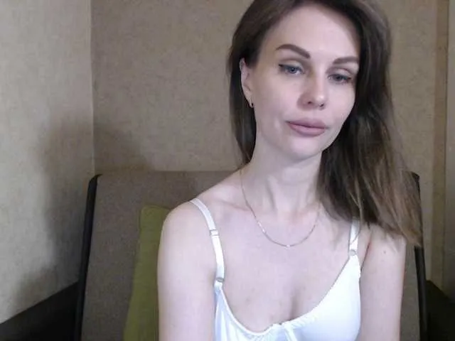 DiamondJo free chat on liveonude Image 19