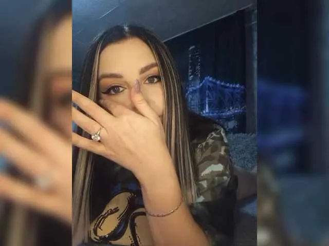 DiamondJo free chat on liveonude Image 11