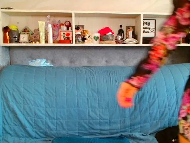 brilliantvictoria free chat on liveonude Image 3