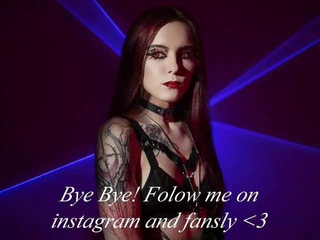 MiaLiaHot free chat on liveonude Image 11