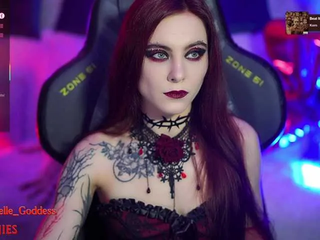 MiaLiaHot free chat on liveonude Image 5