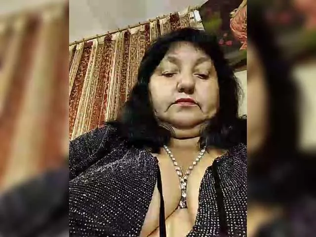 BELBIG free chat on liveonude Image 12