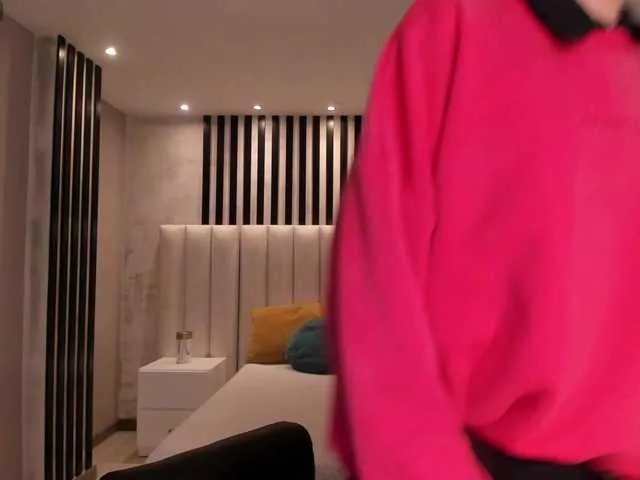 Wild-Angel777 free chat on liveonude Image 14