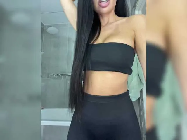 ELENA-XXX free chat on liveonude Image 10