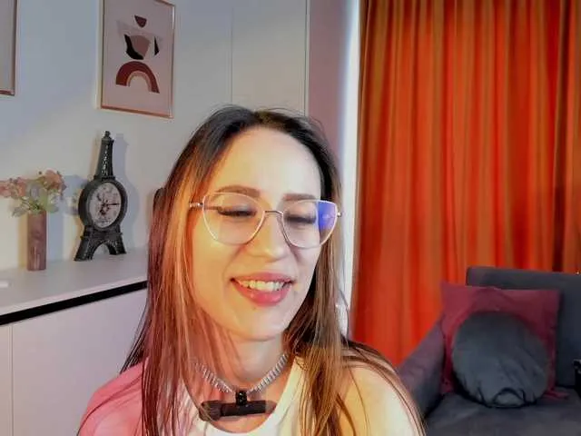 Sweetnissapri free chat on liveonude Image 2