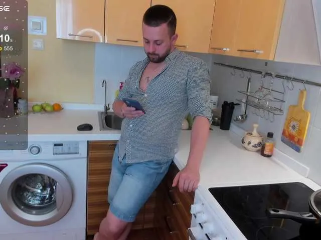 BELBIG free chat on liveonude Image 12