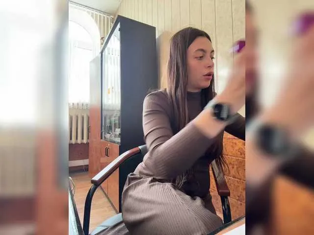 BELBIG free chat on liveonude Image 12