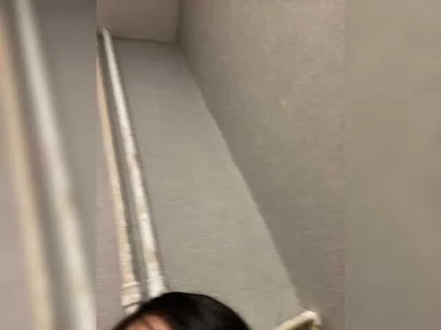 adria_ross free chat on liveonude Image 5