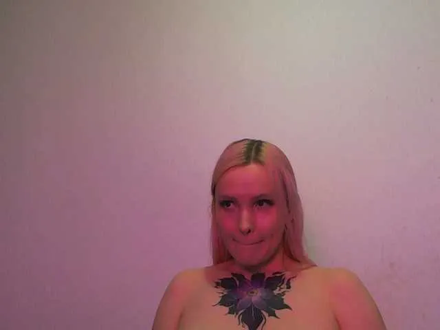 bluemysticlady free chat on liveonude Image 3