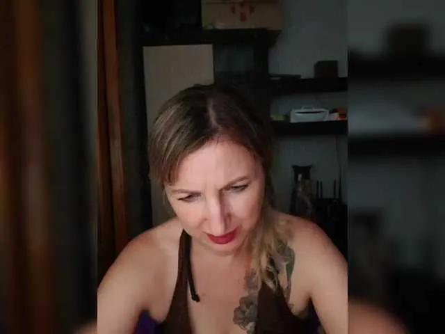 harleyysummers free chat on liveonude Image 8