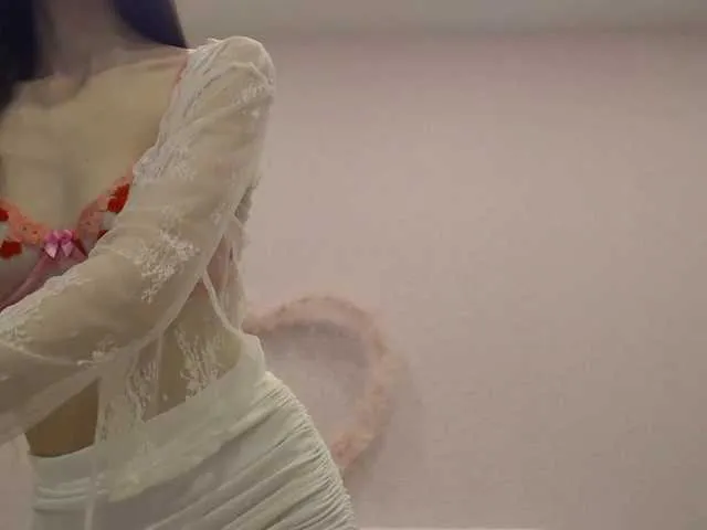 xunybany free chat on liveonude Image 14