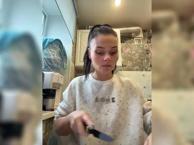 BELBIG free chat on liveonude Image 18