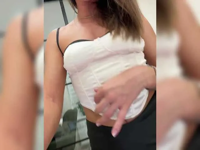 yourfavorite_bigclit free chat on liveonude Image 11