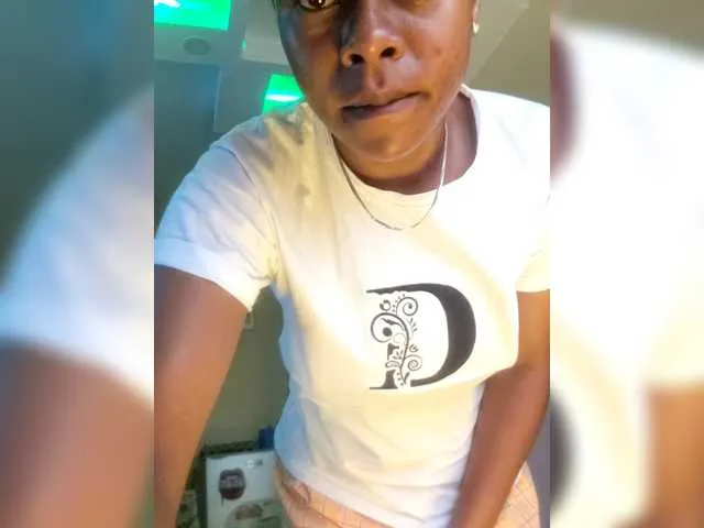 xunybany free chat on liveonude Image 11