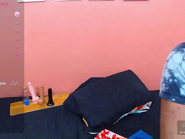 alicia239 free chat on liveonude Image 8