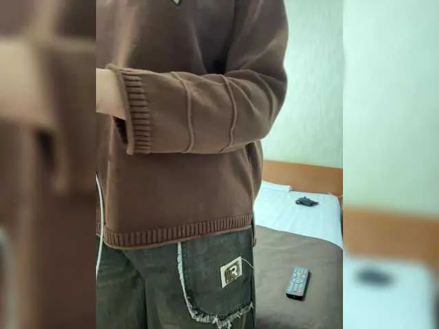 DiamondJo free chat on liveonude Image 17