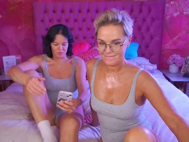 xunybany free chat on liveonude Image 11