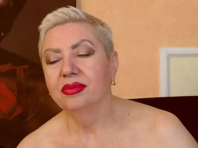 LanaLeetr1 free chat on liveonude Image 12