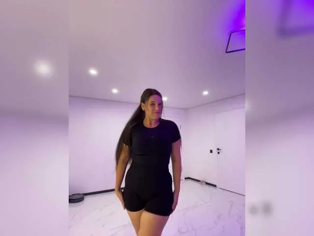 xunybany free chat on liveonude Image 17