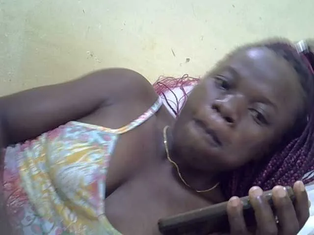 DiamondJo free chat on liveonude Image 14