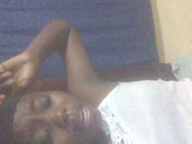 ilovewhitecocksalot free chat on liveonude Image 2