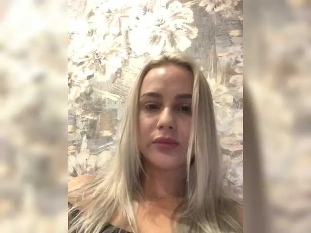 23-Mandarinka free chat on liveonude Image 3