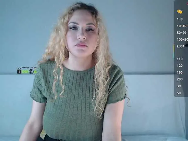 Girl-Pleasure free chat on liveonude Image 11