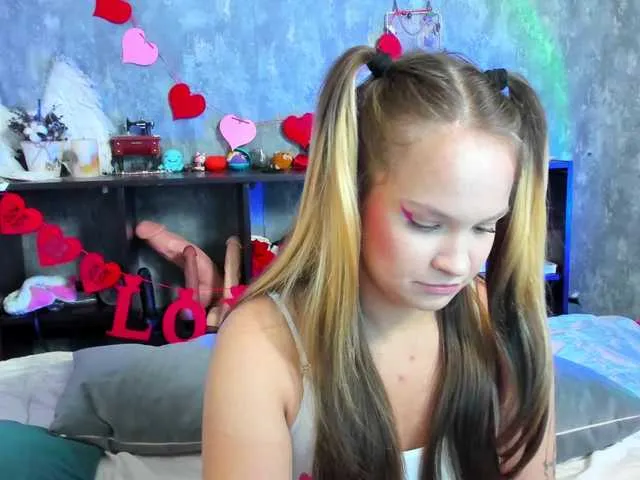 lunasexy79 free chat on liveonude Image 14