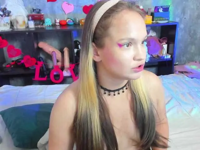 lunasexy79 free chat on liveonude Image 17