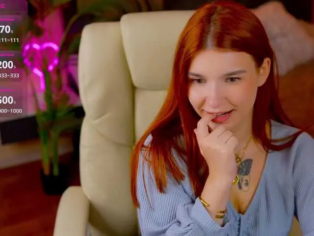 Katty-Kiss- free chat on liveonude Image 14