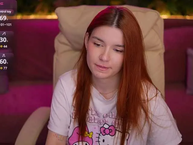 Katty-Kiss- free chat on liveonude Image 4