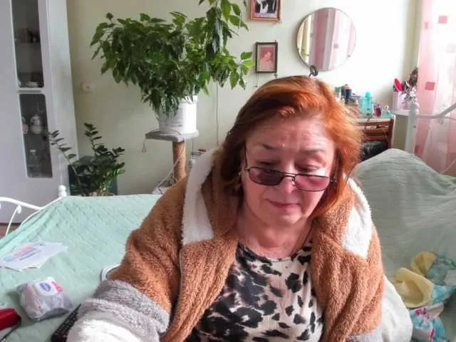 DiamondJo free chat on liveonude Image 16