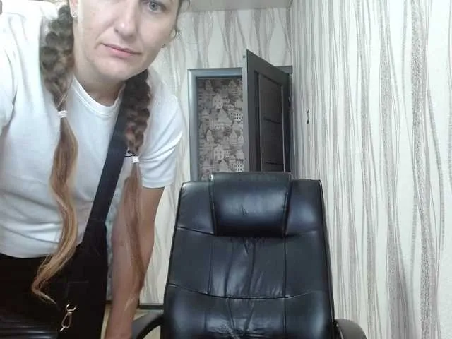 brilliantvictoria free chat on liveonude Image 6