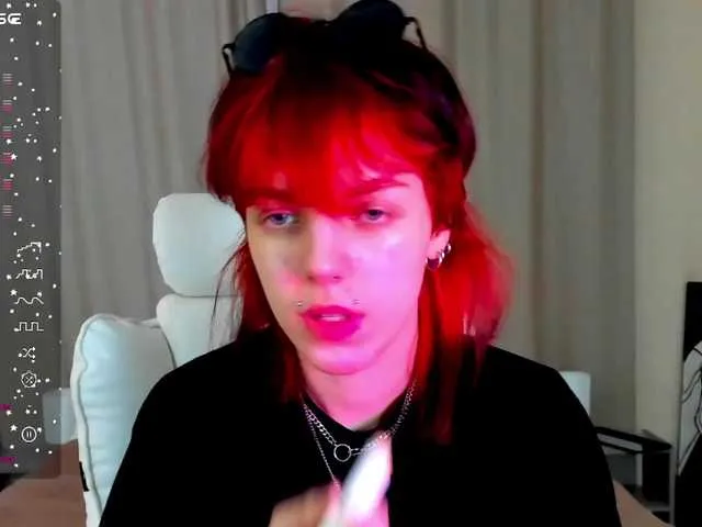 miaknox free chat on liveonude Image 8